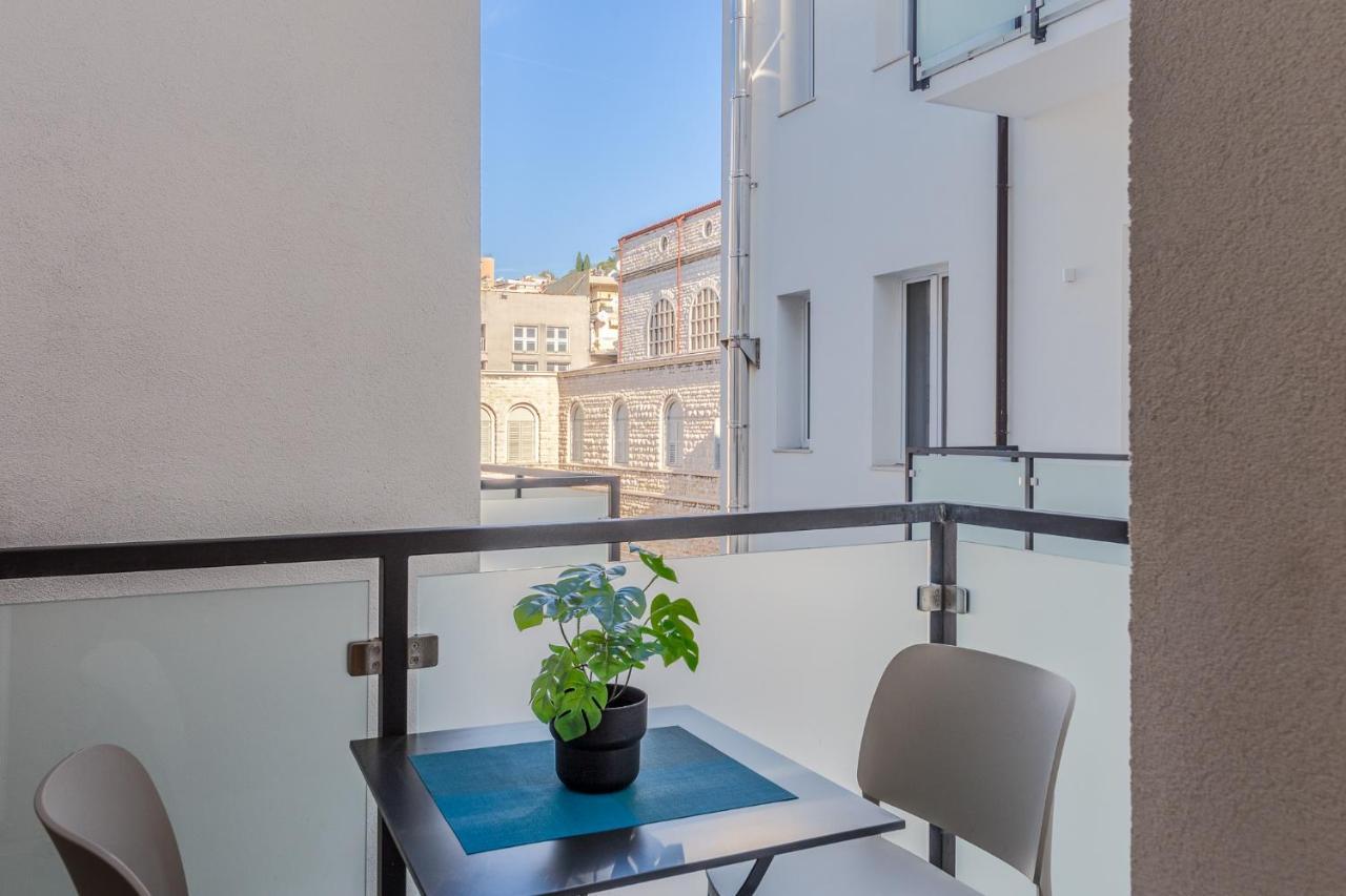 Liberty 37 Boutique Apartment Trieste Bagian luar foto